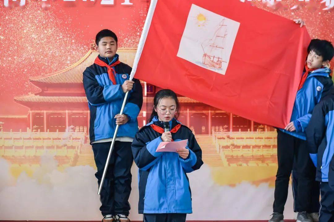 国脚:调整下总归是好的,没丢球没输球我们还没掉队